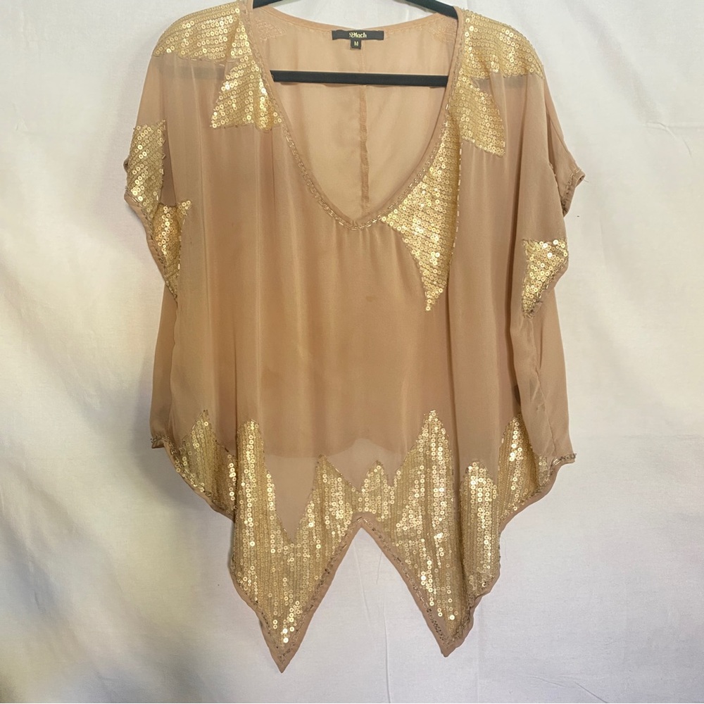 Cream/Tan Top With Abstract Gold Sequin Design